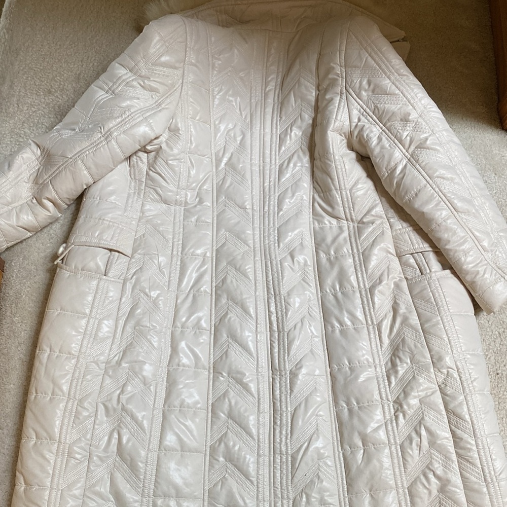 Just Cavalli quilted coat, off white, marked XL, but it’s a Medium - Picture 4 of 8